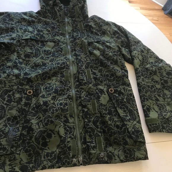VANS GREEN SKULL CAMO SNOW BOARDING / SKI JACKET - Picture 5 of 16